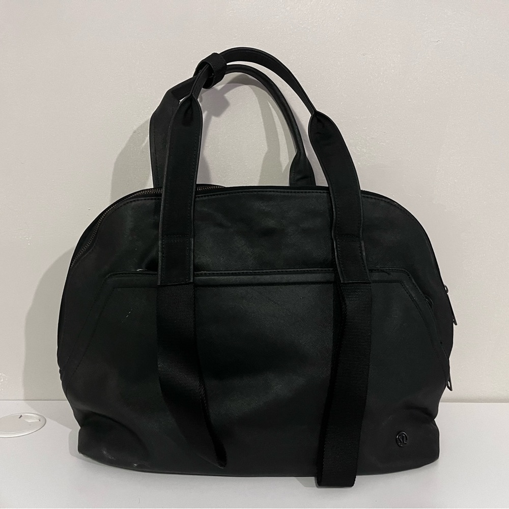 Lululemon bag